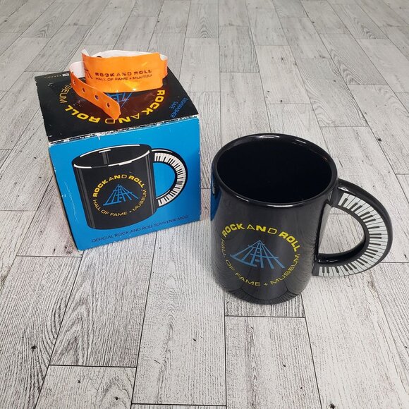 VTG 1995 Rock & Roll Hall of Fame Piano Handle Mug + Admission Wristband + Box - Picture 1 of 12